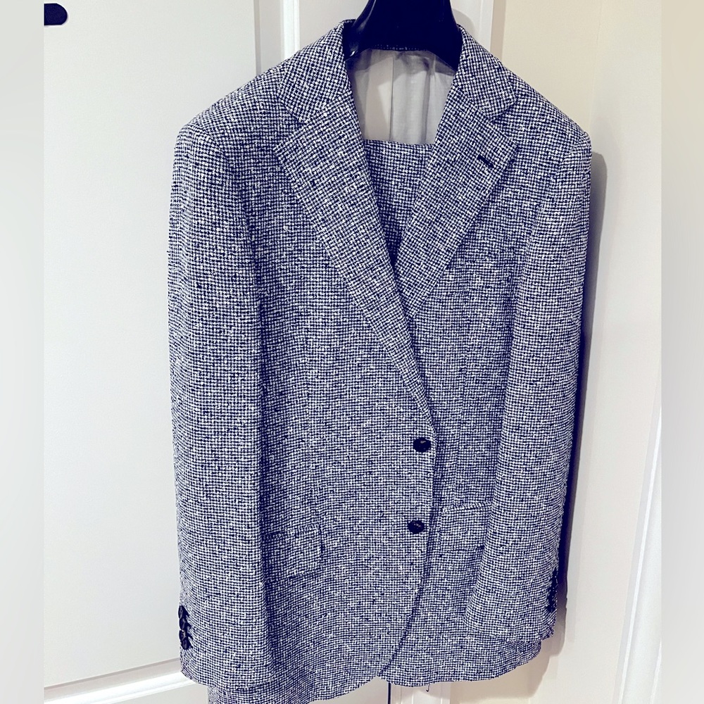 Suitsupply Black and White Textured Suit